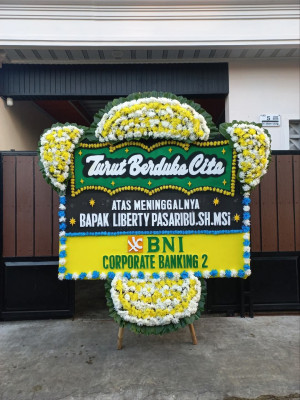 Papan Bunga Duka di Doyado