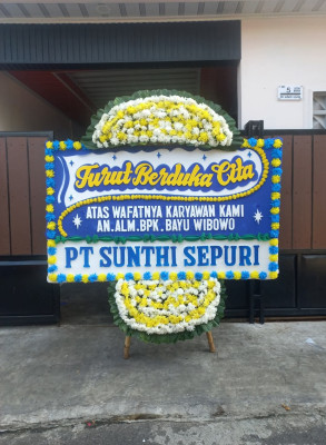 Papan Bunga Duka di Doyado